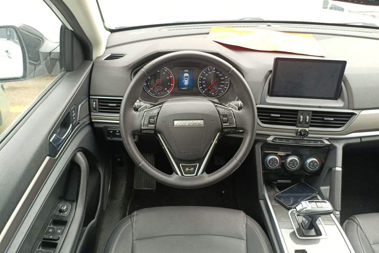 Used Haval H6 2021 Sport Edition 1.5T Automatic Elite Smart Connectivity Model with Hexagonal Grille
