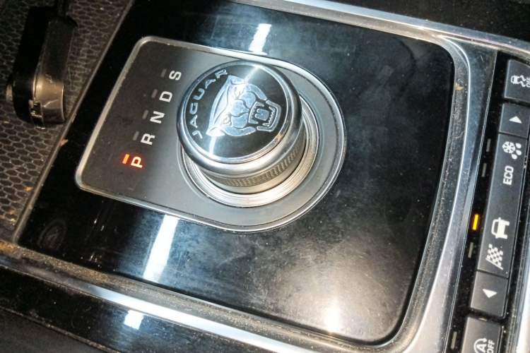 Used Jaguar F-PACE 2020 2.0T Urban Deluxe Edition Vehicle Key