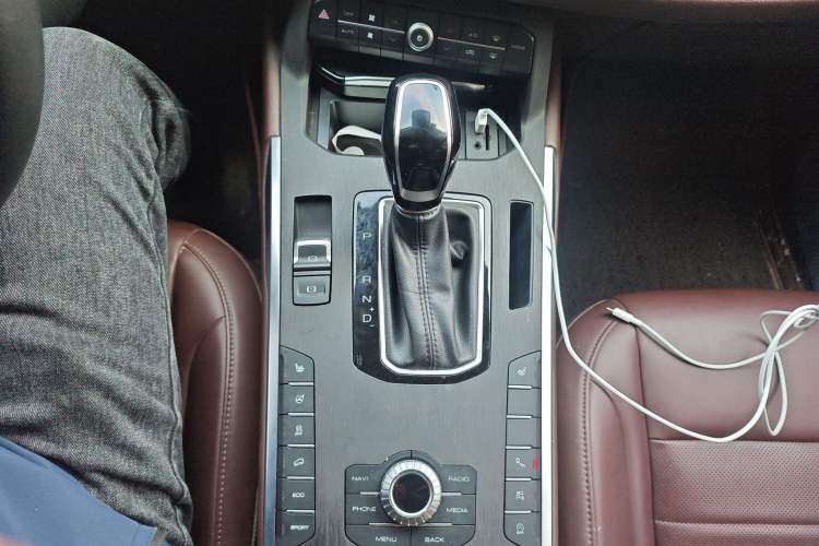 Used Wey VV5 2017 2.0T Ultra-Luxury Version