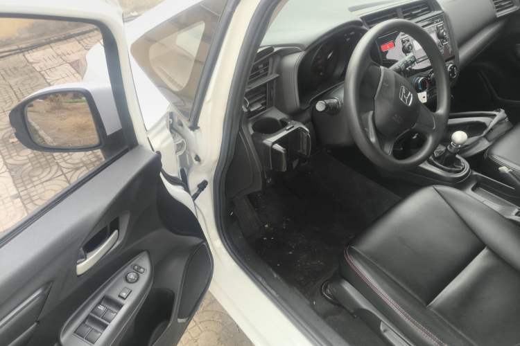 Used Honda Fit 2016 1.5L LX Manual Comfort Model