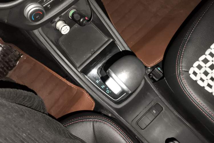 Used Haval H1 2016 Revised Version Blue Badge 1.5L AMT Standard Edition
