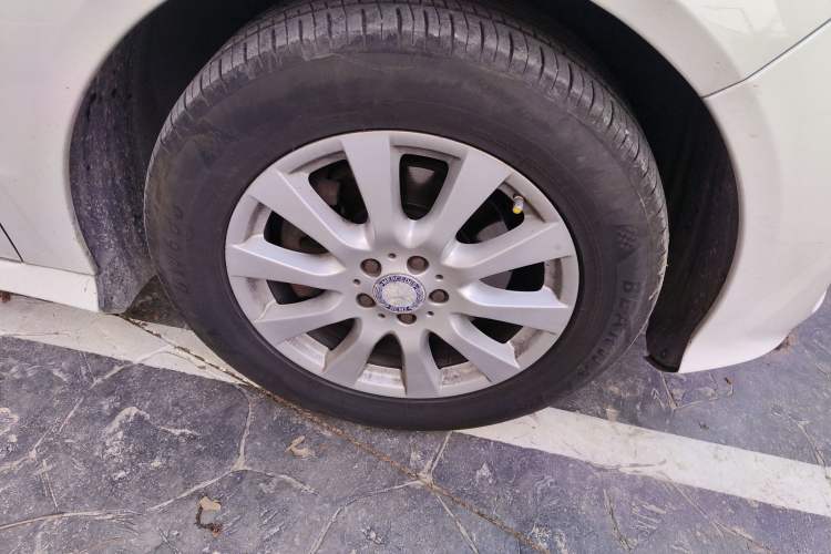 Used Mercedes-Benz R-Class 2011 R 300 L Business Model