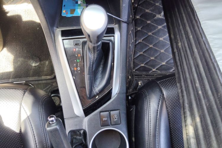 Used Toyota Levin 2017 Revised 185T CVT Elite Edition China V Standard Gear Lever