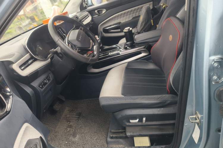 Used Baojun RM-5 2019 1.5T CVT 24-Hour Online Luxury Version 6 Seats
