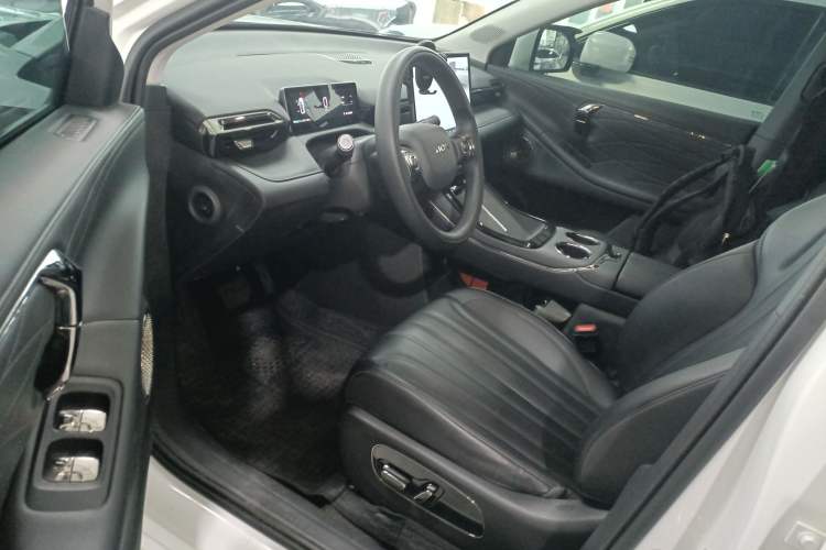 Used AION V 2024 Aion Tyrannosaurus 520 Smart Enjoy Edition
