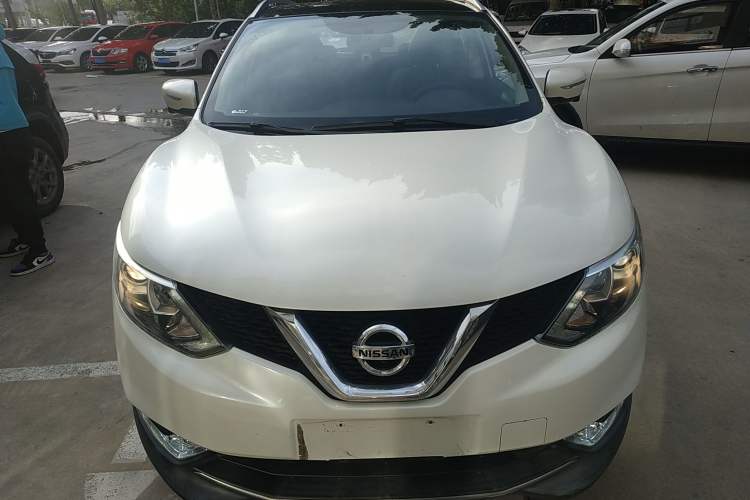 Used Nissan Qashqai 2016 2.0L CVT Luxury Edition
