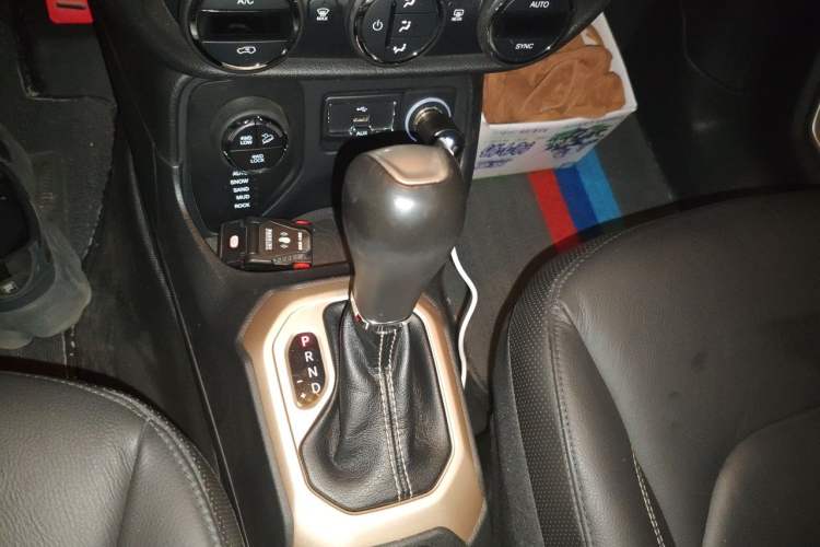 Used Jeep Renegade 2017 180TS Automatic All-Wheel Drive Versatile Edition