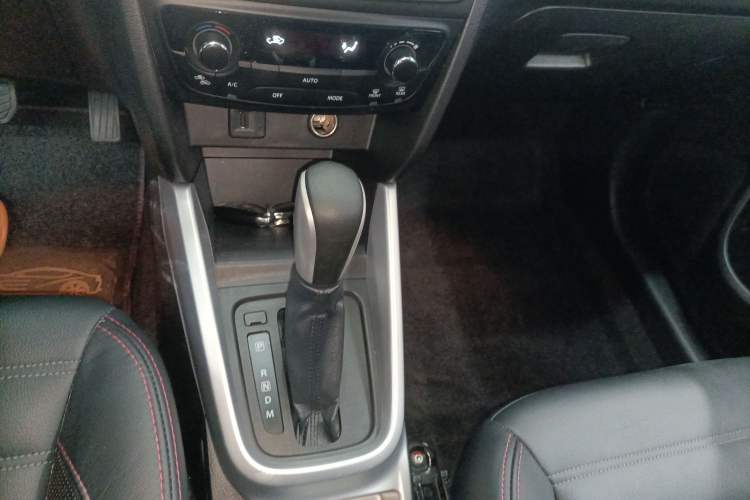 Used Suzuki Vitara 2016 1.4T Automatic Two-Wheel Drive Luxury Version
