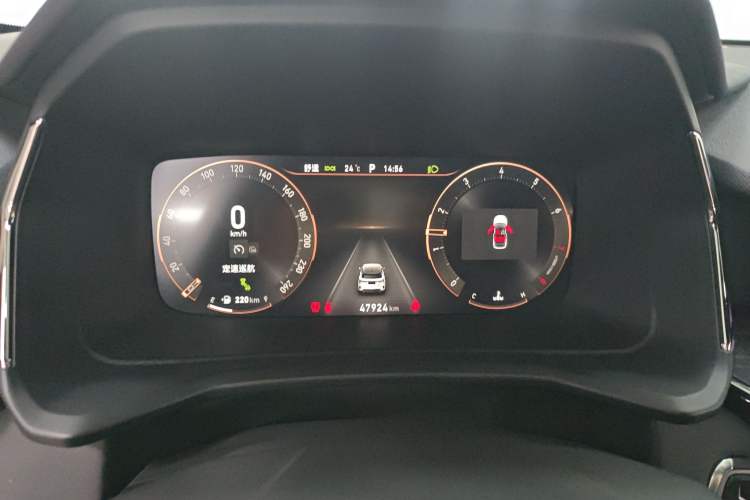 Used Lynk & Co 06 2020 1.5T JinPro model
