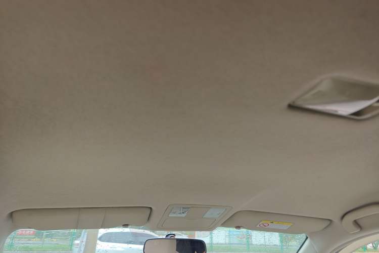 Used Nissan Sylphy 2012 Classic 1.6XE Automatic Comfort Edition Headliner