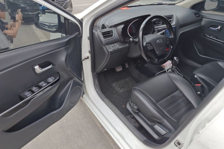 Used Kia K2 2015 Hatchback 1.6L AT Premium Driver Seat