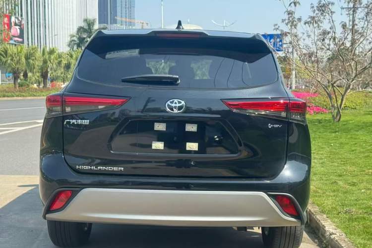 Used Toyota Highlander 2026 Model 2.5L Intelligent Electric Hybrid Dual-Engine Two-Wheel-Drive Elite Edition 7-seater Rear