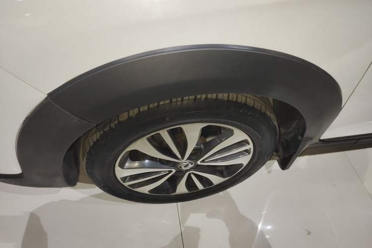 Used Dongfeng Aeolus AX3 2016 1.5L Automatic Zunku Model