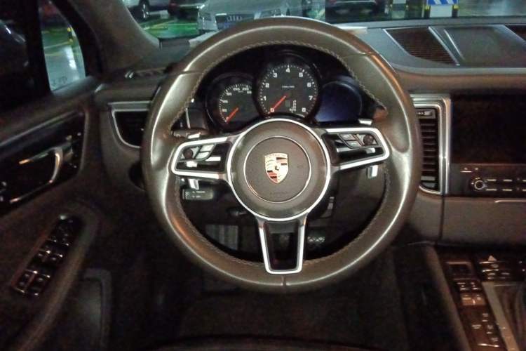 Used Porsche Macan 2017 Macan 2.0T