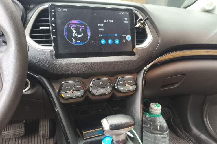 Used GAC Trumpchi GS4 2015 200T G-DCT Elite Edition Audio And AC Panel