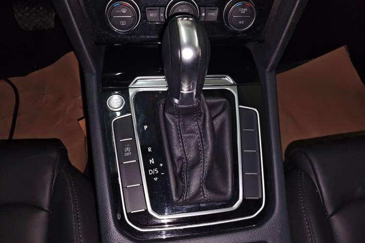 Used Volkswagen Magotan 2019 330TSI DSG Luxury Model China V Standard