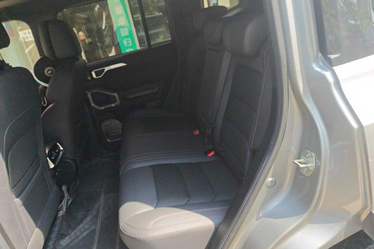 Used JETOUR Traveler 2023 2.0T All-Wheel Drive CrossPRO+