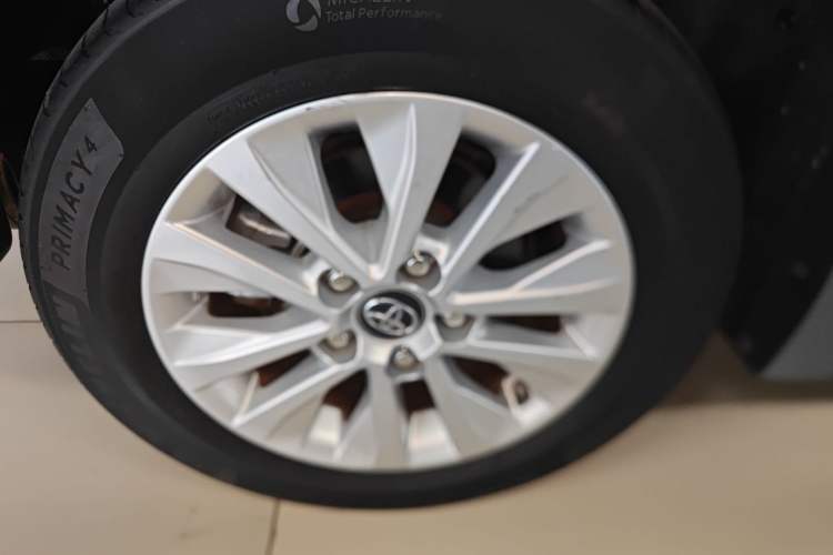 Used Toyota Corolla 2021 Dual-Engine 1.8L E-CVT Pioneer Edition