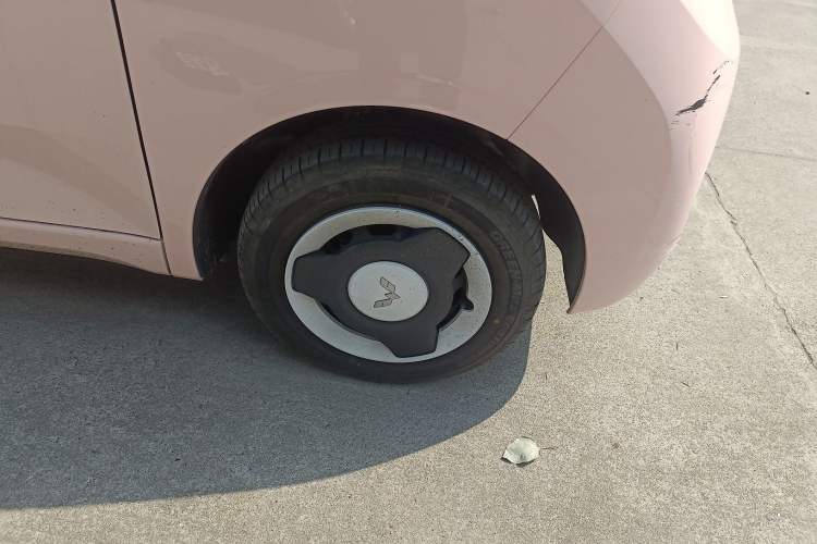 Used Wuling Hongguang MINIEV 2024 3rd Generation 215km Youth Edition
