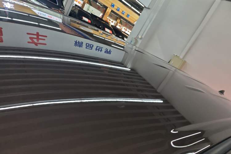 Used Buick GL8 2023 Land Executive Class Smart Enjoyment Model
