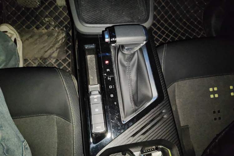 Used Baojun RM-5 2019 1.5T CVT Elite Version with 24-Hour Online Service 6 Seats
