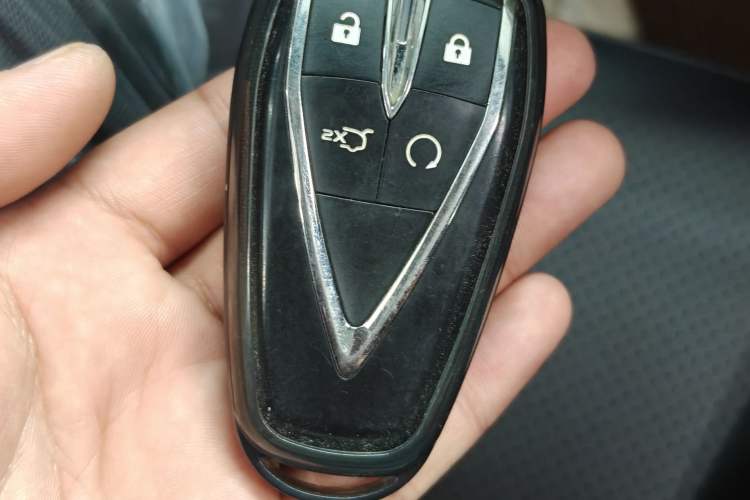 Used CHANGAN UNI-V iDD 2023 Zhidian iDD 1.5T 113km Smart & Fun Version (Rapid Edition)