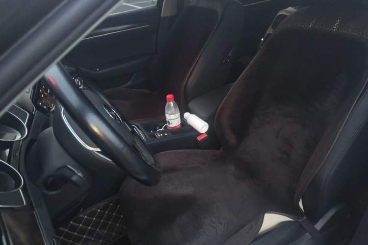 Used Volkswagen Magotan 2019 330TSI DSG Luxury Model China V Standard Left Front Seat