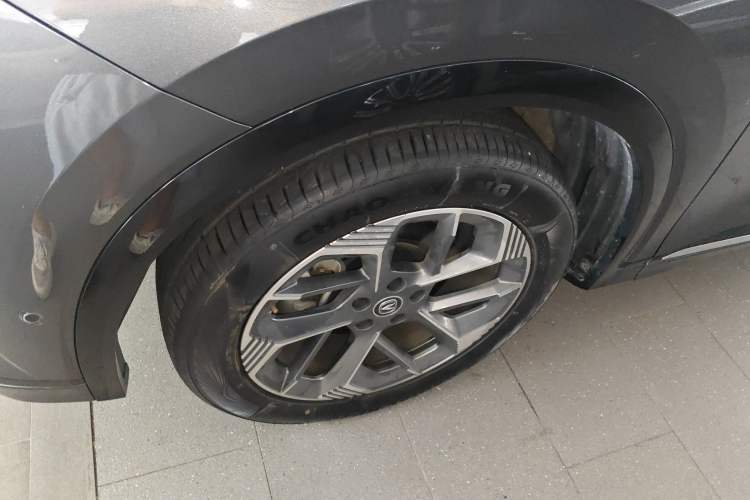 Used CHANGAN CS75 PLUS 2025 4th Generation 1.5T New Blue Whale Smart Flagship Version Left Front Wheel Hub