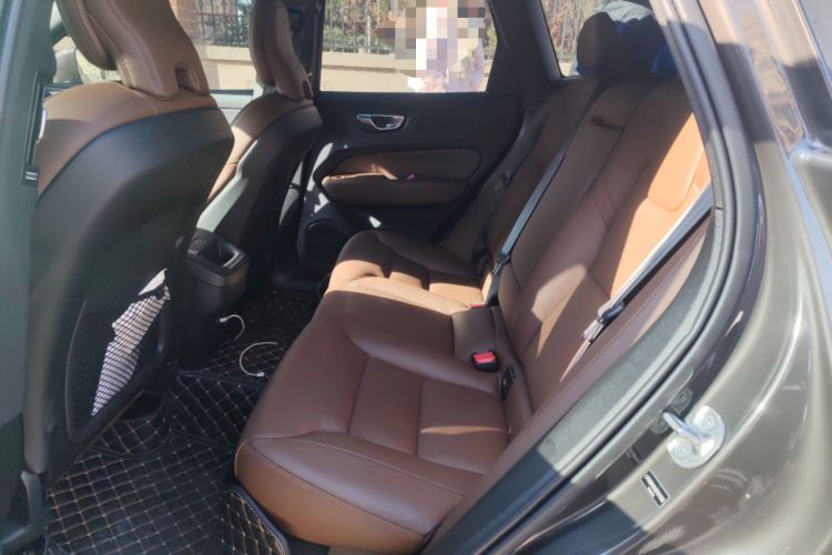 Used Volvo XC60 2025 B5 Four-Wheel Drive Smart & Advanced Luxury Edition Left Rear Seat