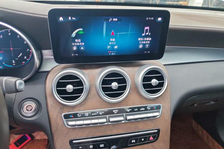 Used Mercedes-Benz GLC 2022 GLC 260 L 4MATIC Luxury Model Audio And AC Panel