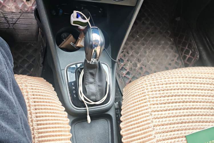 Used Volkswagen Polo 2016 1.6L Automatic Comfort Model
