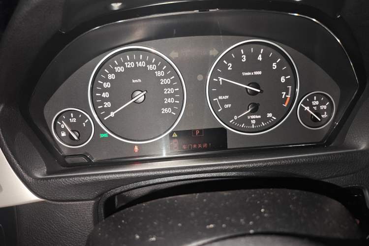 Used BMW 3 Series 2014 320Li Fashion Model
