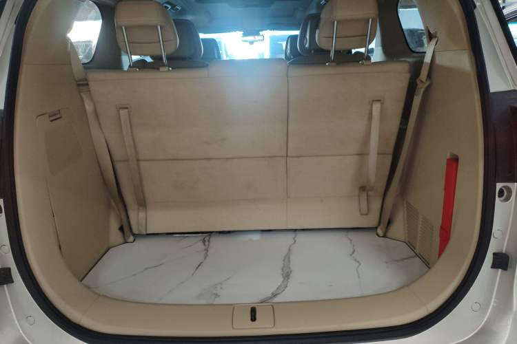 Used Buick GL8 2022 ES Landtrek 653T Luxury Edition
