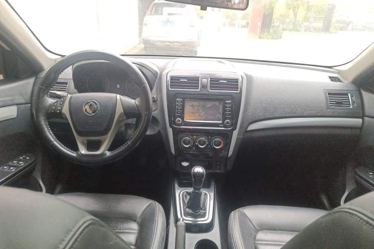 Used FORTHING Joyear S50 2016 1.5L Manual Luxury Edition