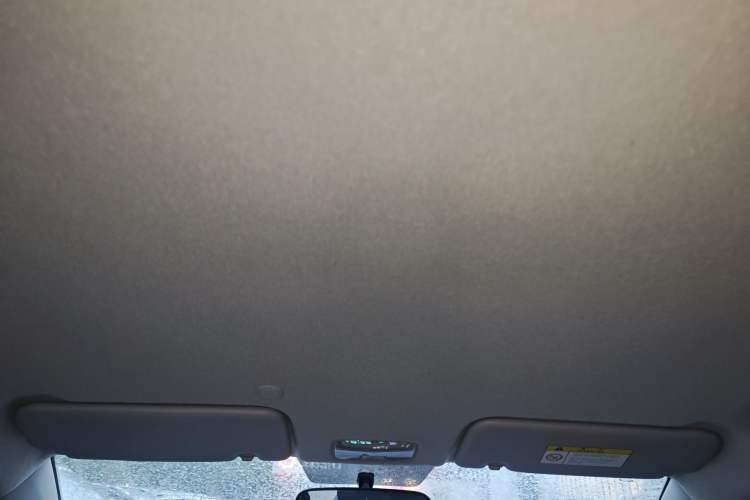 Used Kia kx1 Stonic 2021 1.4L CVT Fun Edition Headliner