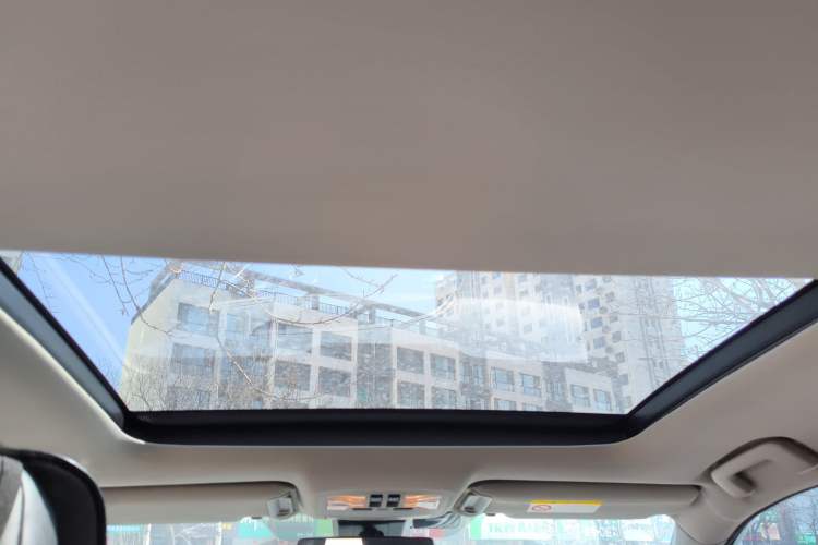 Used Toyota Highlander 2018 2.0T Four-Wheel Drive Supreme Edition 7-Seater China VI Headliner