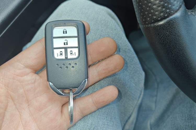 Used Honda Elysion 2016 2.4L Luxury Edition
