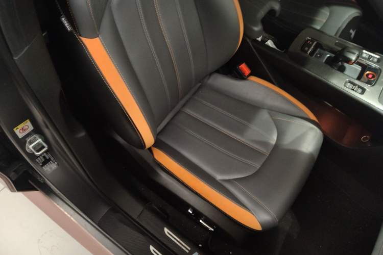 Used GAC Trumpchi EMPOW 2023 270T DCT J16 Version Right Front Seat