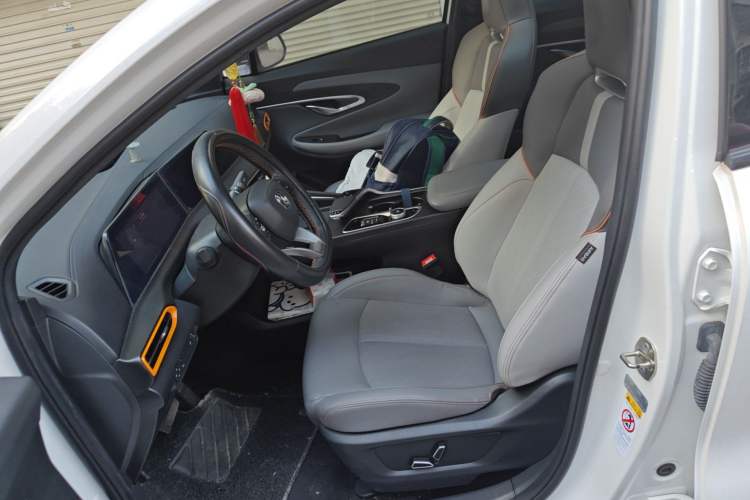 Used CHANGAN UNI-T 2022 1.5T Prestige Version