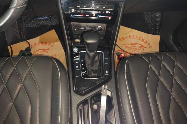 Used Volkswagen Tiguan L 2022 330TSI Automatic Two-Wheel Drive Smart Edition