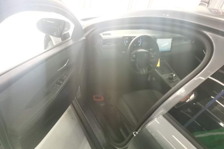 Used BYD Qin PLUS 2025 DM-i Smart Drive 55KM Leading Model
