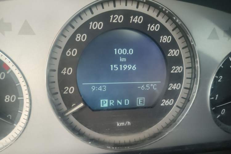 Used Mercedes-Benz GLK-Class 2011 GLK 300 4MATIC Dynamic Model