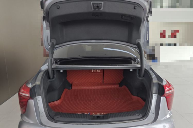 Used Hongqi H5 2023 1.5T DCT Smart Connect Flagship Edition Trunk
