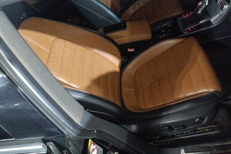 Used Volkswagen FAW-Volkswagen CC 2013 1.8TSI Luxury Model