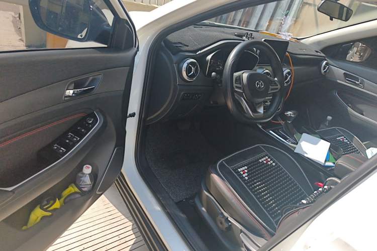 Used BAIC Beijing X5 2018 1.5T CVT Elite Version National V Driver Seat