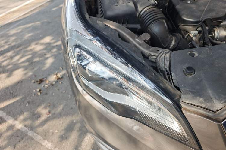 Used Buick Envision 2016 20T Two-Wheel-Drive Elite Model
