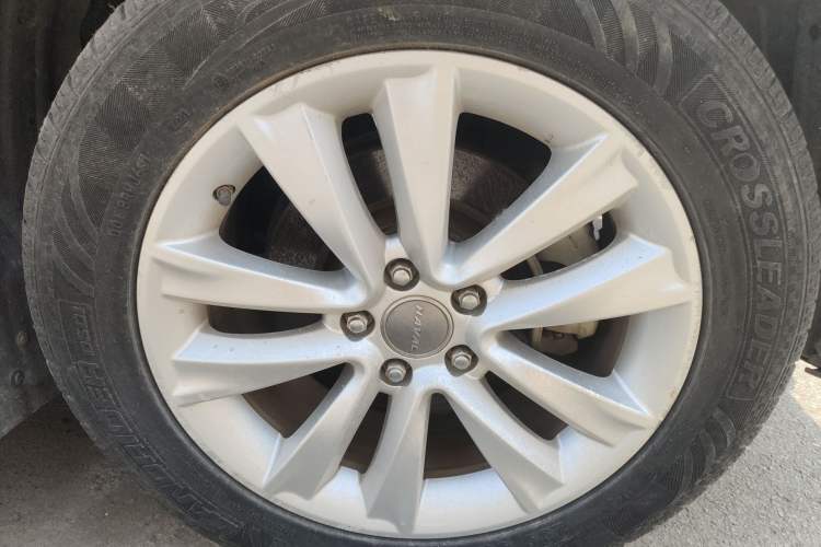 Used Haval H2 2014 1.5T Manual Two-Wheel Drive Prestige Edition Right Front Wheel Hub