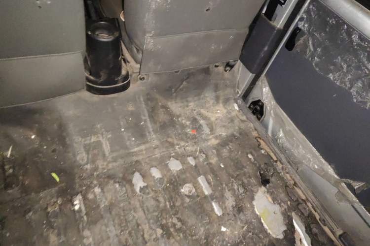 Used Wuling Zhiguang 2015 1.2L Practical LS-I Model Left Rear Seat