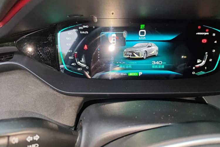 Used Dongfeng Aeolus Yixuan MAX 2021 1.5T Dark Night Sharp Edition Odometer Close Up