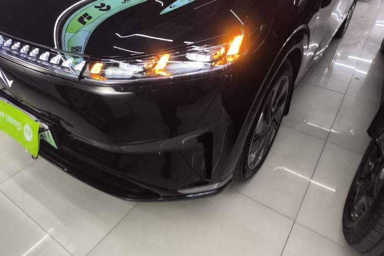 Used Dongfeng eπ eπ008 2025 210 Ultra Range-Extended Version 5 Seats